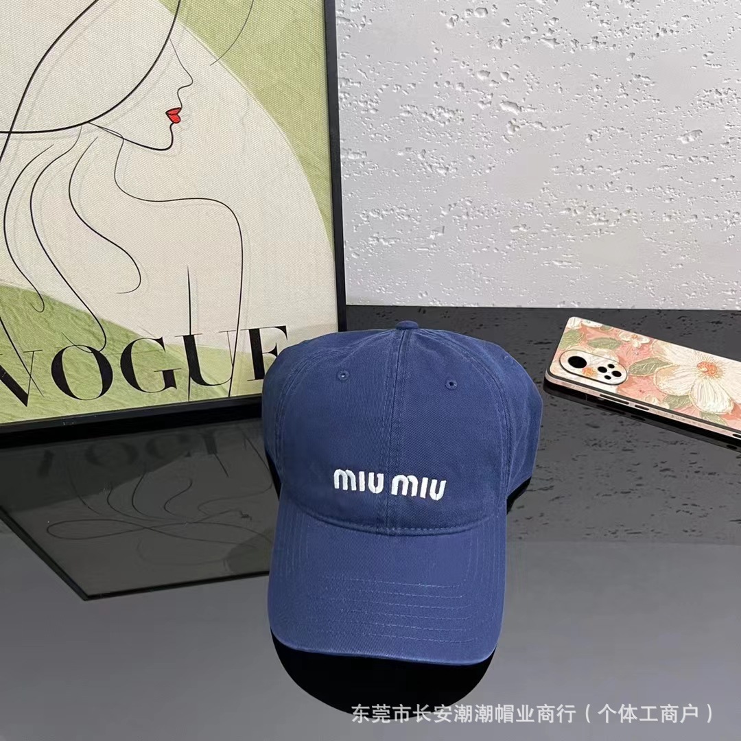 ネイビーブルー