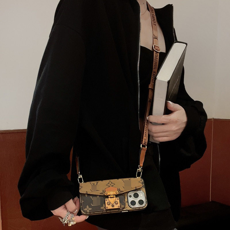 イエロー【斜めロープカードホルダー】