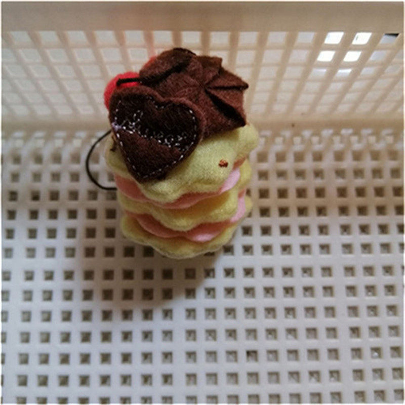 4.5 cmケーキのストラップがない