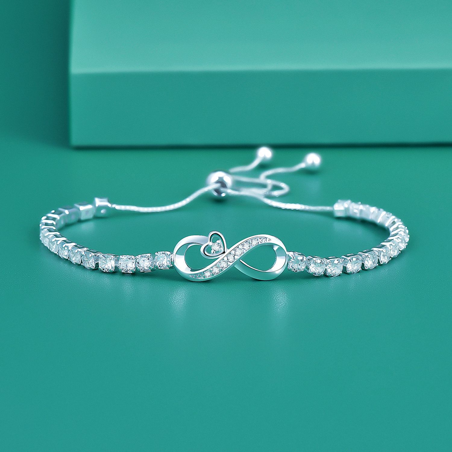 8字愛のブレスレット (銀色)