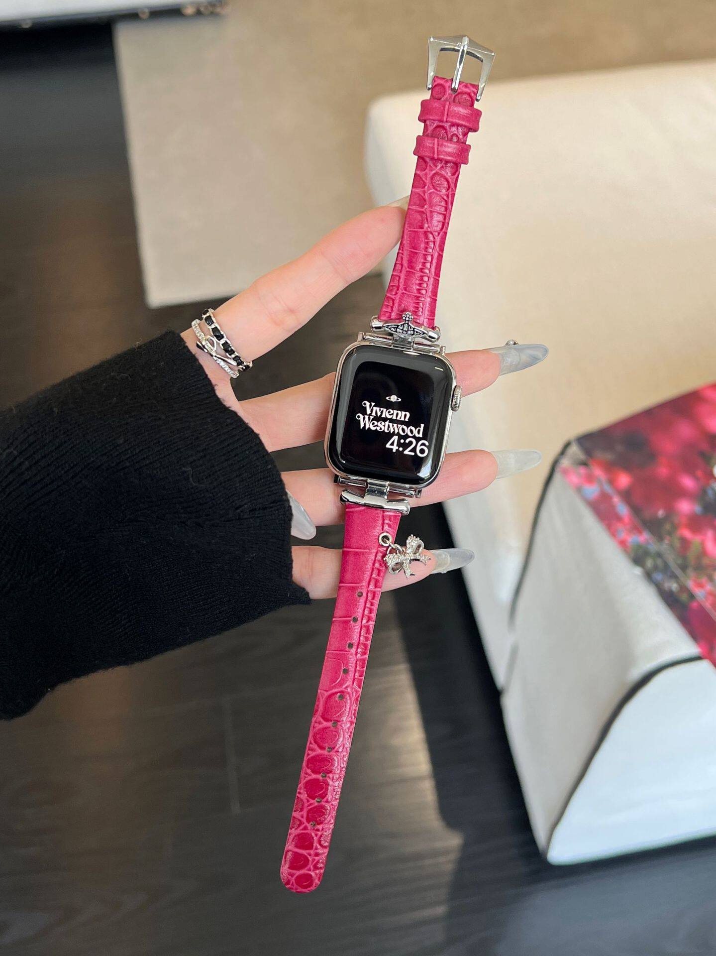 4.マゼンタ-シルバーバックル