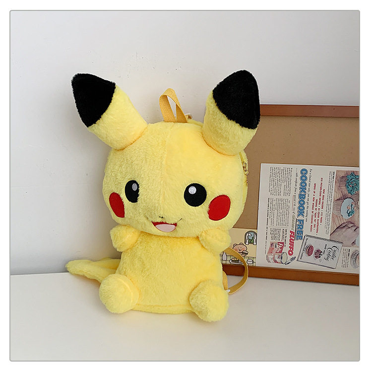 ビッグ両背ピカチュウ