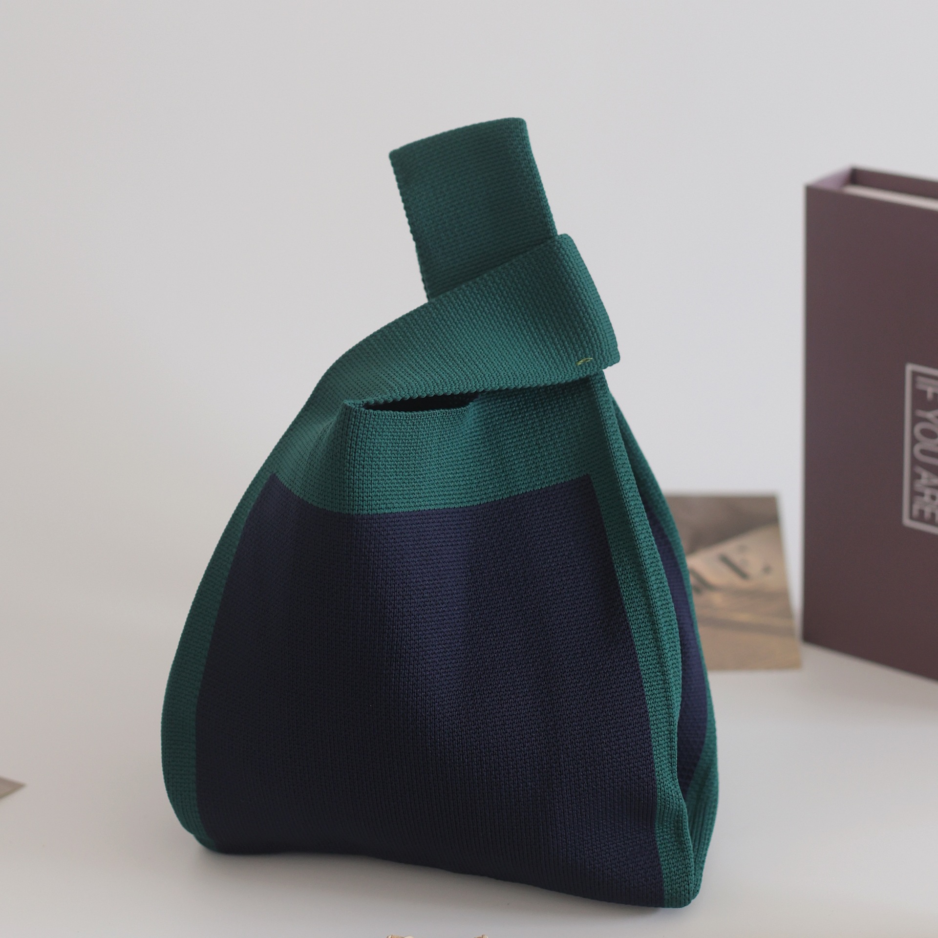 大きな正方形 - ダークグリーン