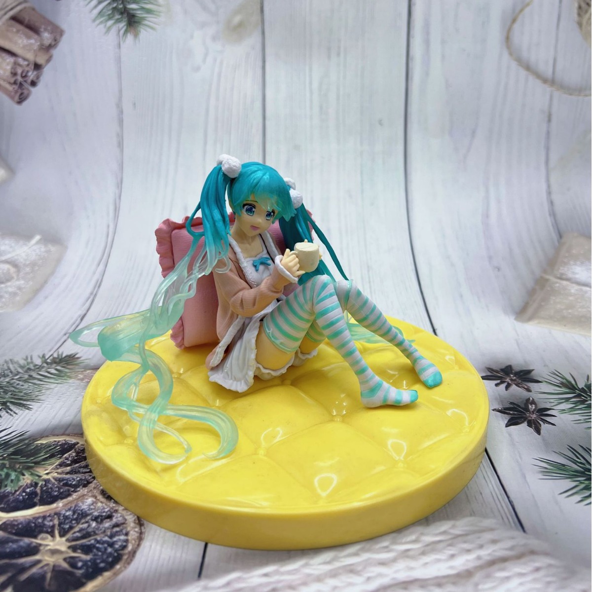 私服初音 (シャシー) 15センチ