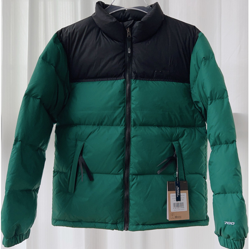 ダークグリーン