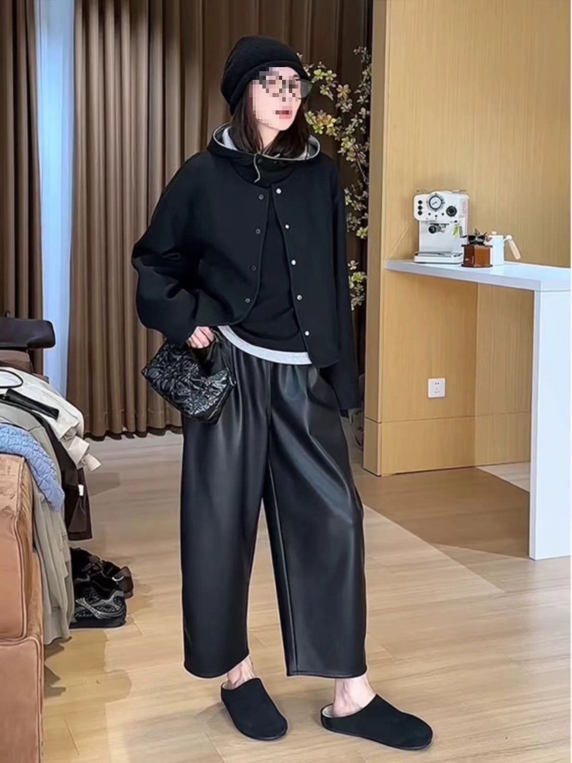 黒の七分丈、推奨身長140～150cm