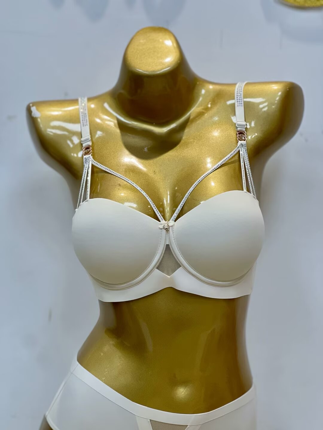 ミルキーホワイト F158#シングルブラ