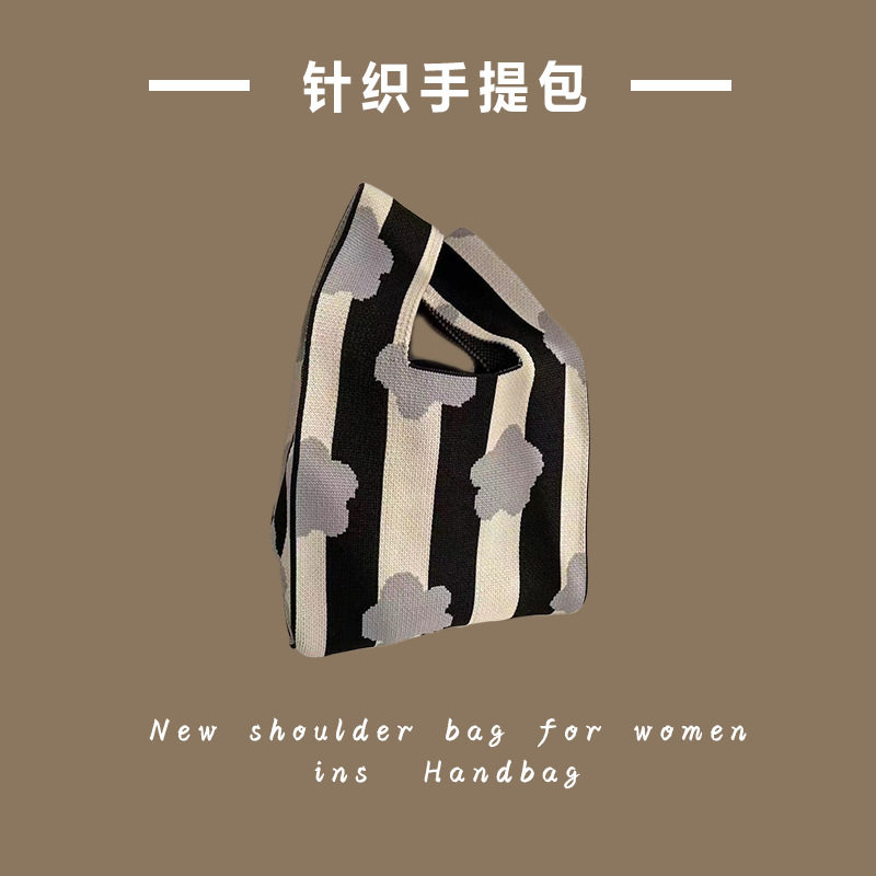 縦縞の花 - 黒とグレー