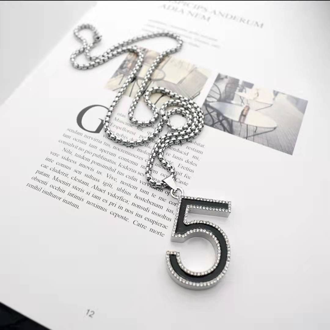 数字5-チタンスチールチェーン70cm