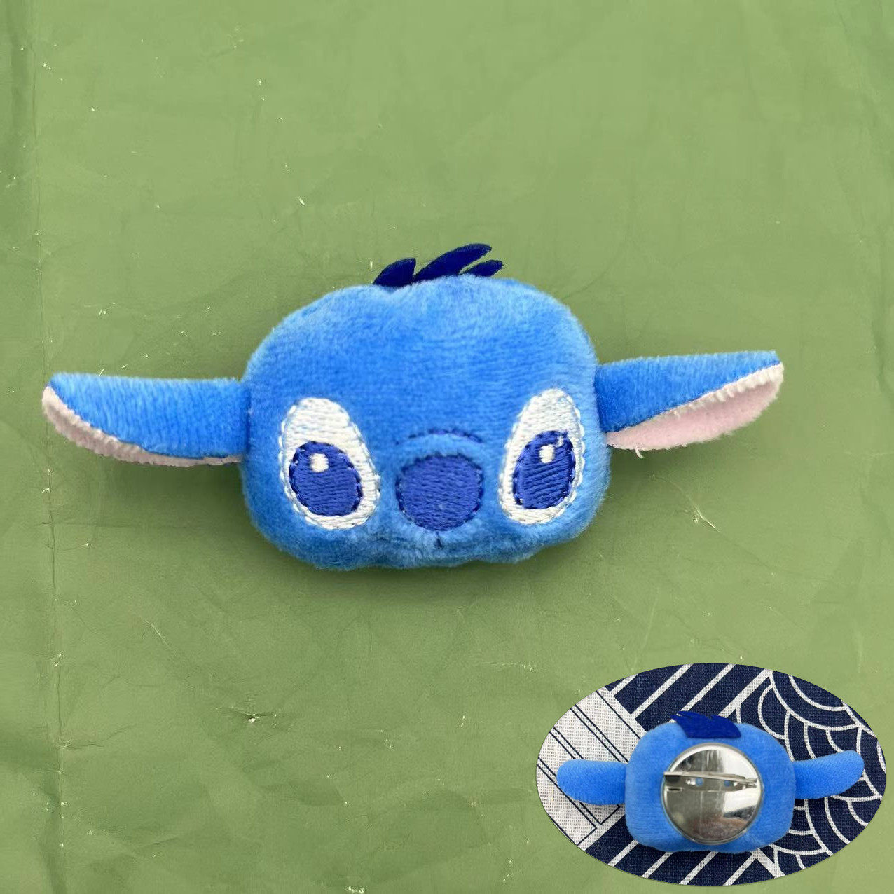 84*-ステッチ【ブローチ】