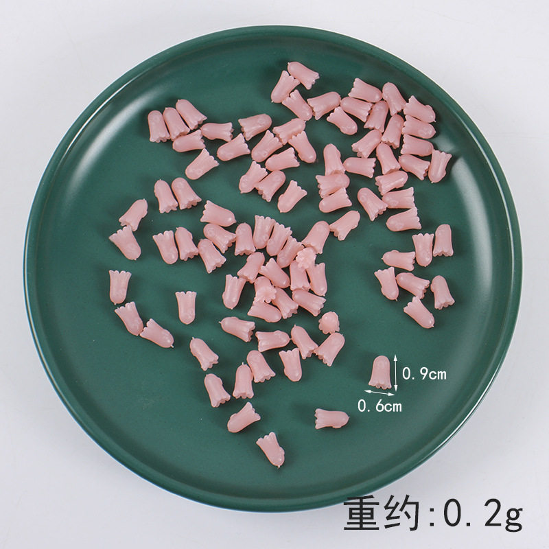 0.9cmの小さなピンクの8本爪