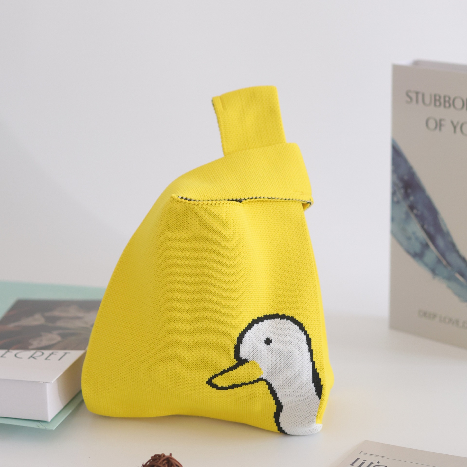 小さな黄色いアヒル