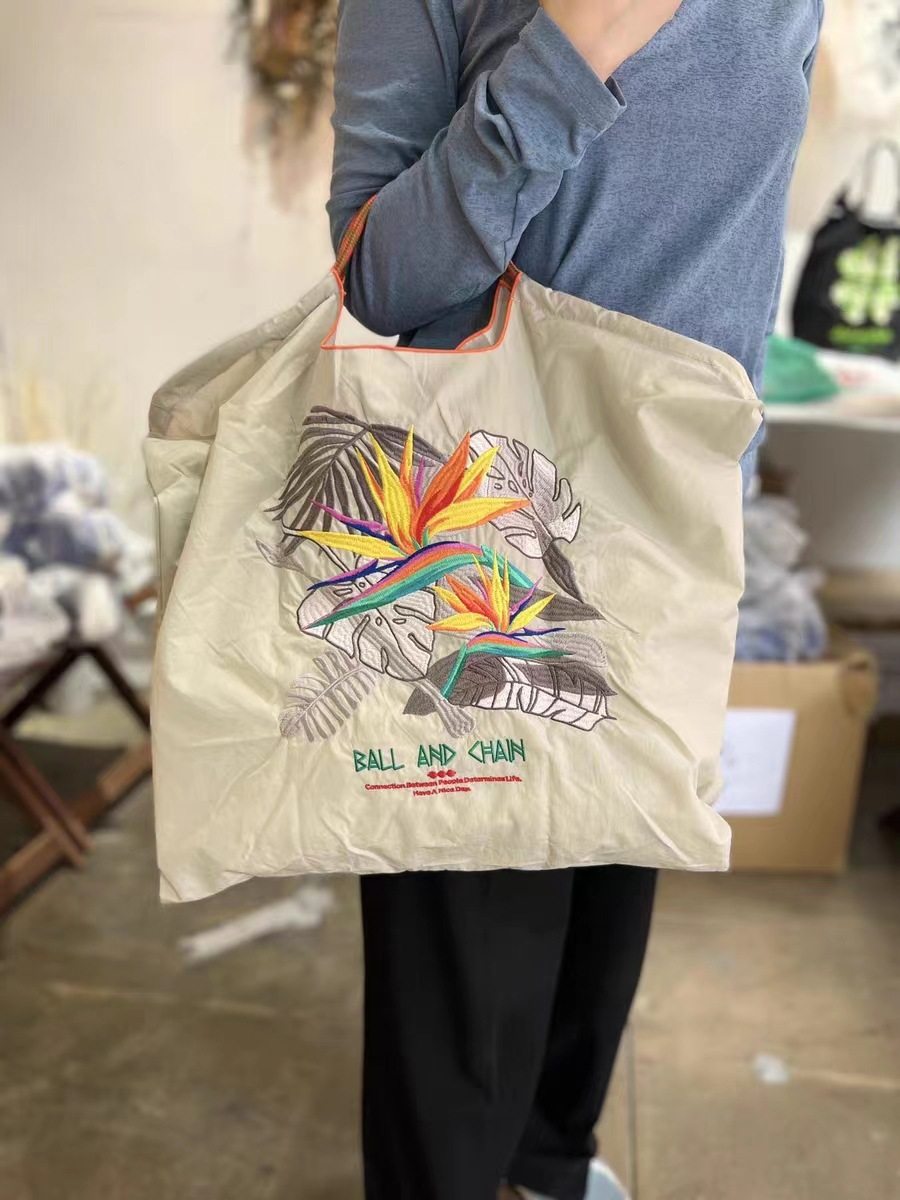 熱帯雨林 ライトグレー（ショルダーストラップを除く）