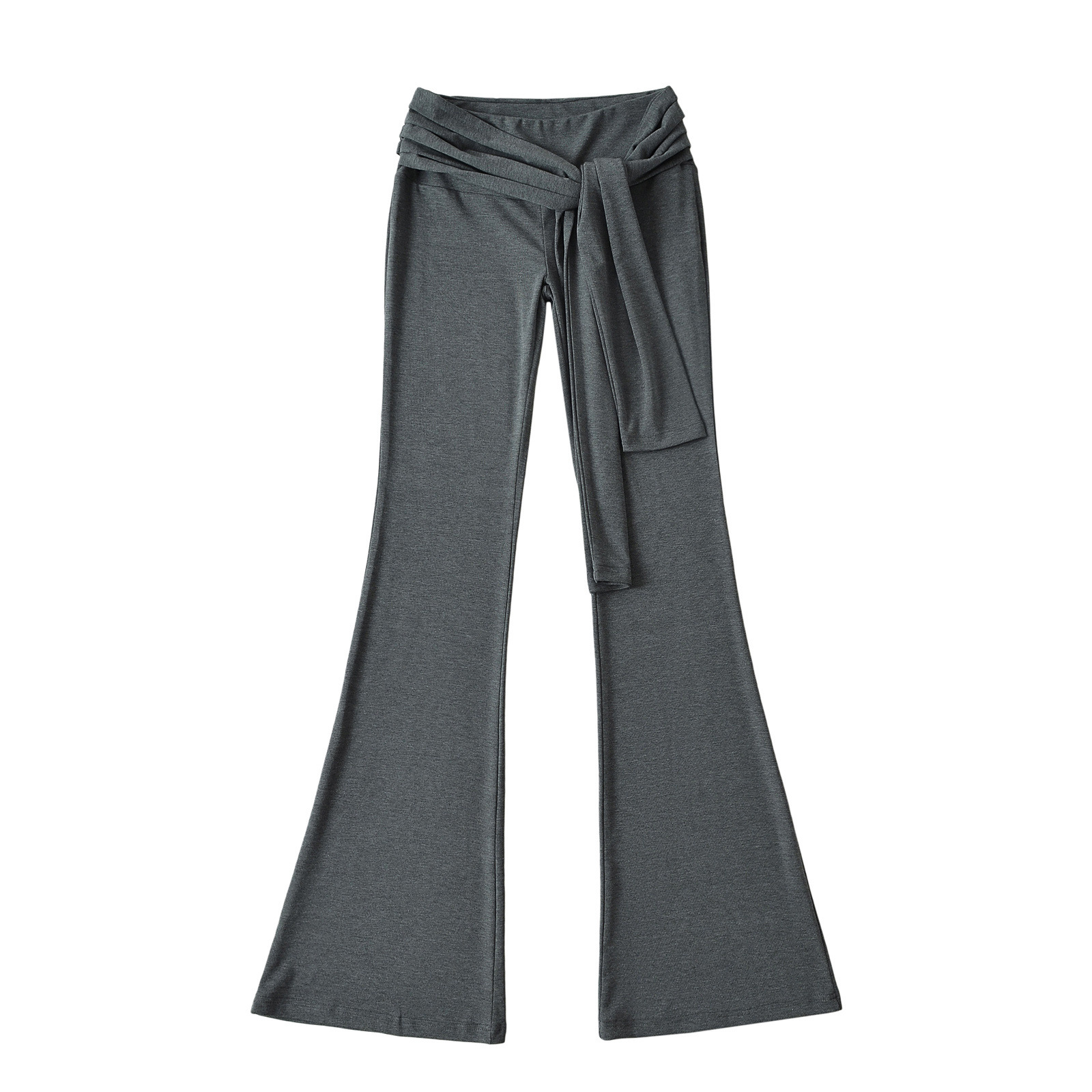 ダークグレーのカジュアルパンツ