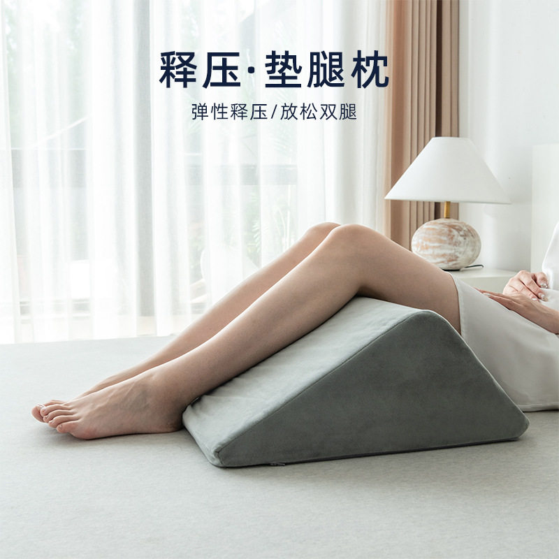 灰色の短いぬいぐるみのベッドの背もたれの単独脚枕56*47*19cm
