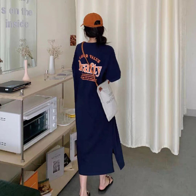 ネイビーブルー