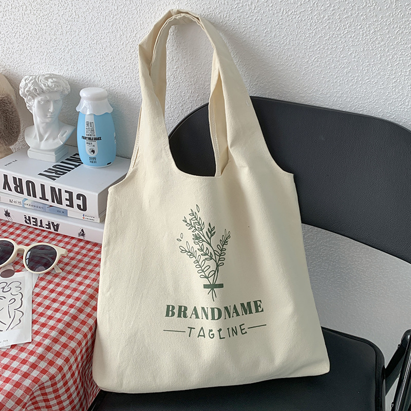 BRAANDNAMEの小さい葉のベスト