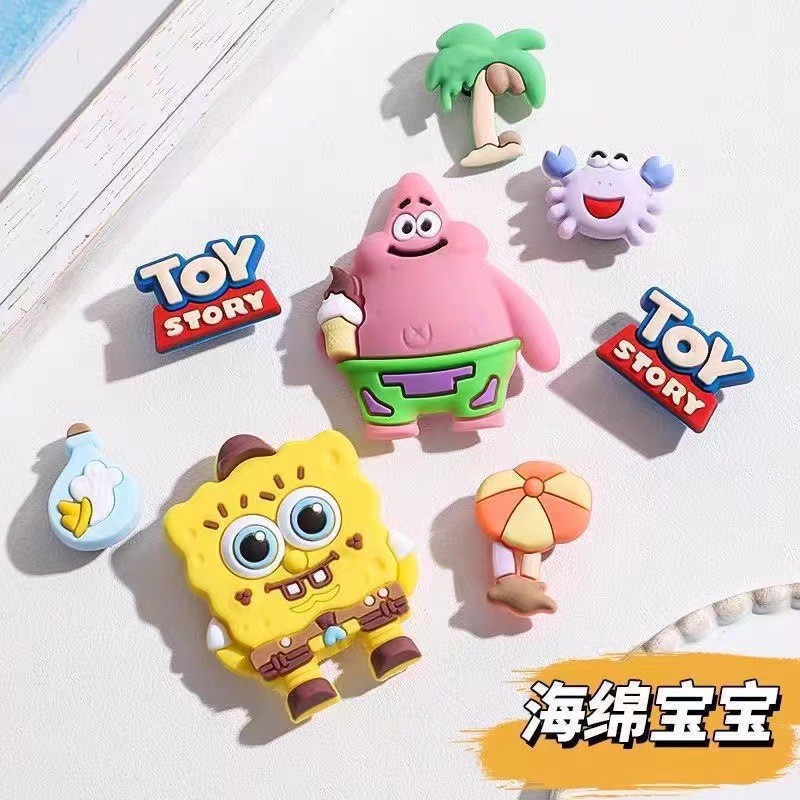 32-スポンジボブ スクエアパンツ (1 パックに 8 スタイル)