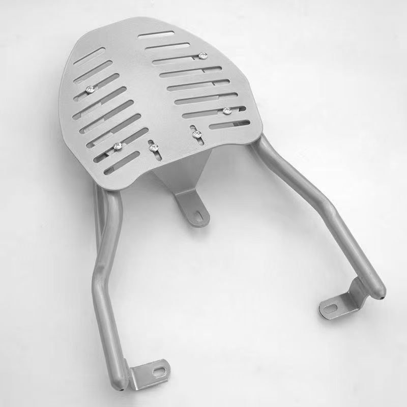 厚みのあるテールボックスシェルフ シルバー