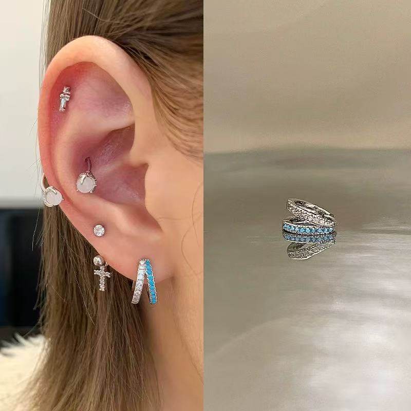 664 ミルクブルー イヤリング シングル