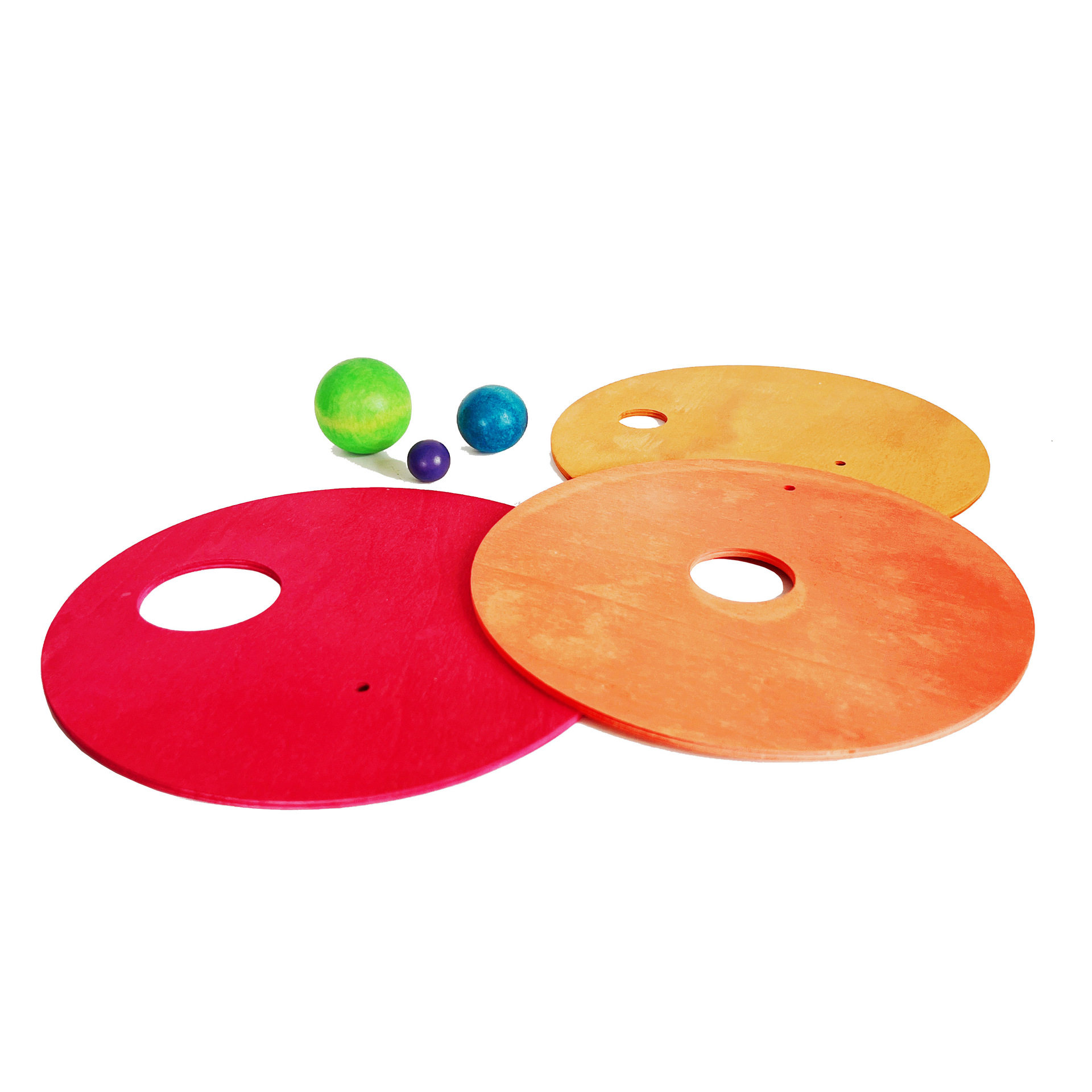 赤・オレンジ・黄色の丸皿（八角形の川渡り石を除く）