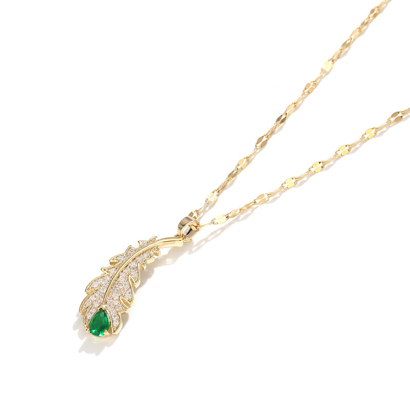 203緑の羽の金色