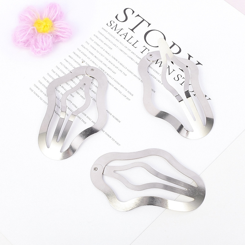 6.8% ニッケル色の雲