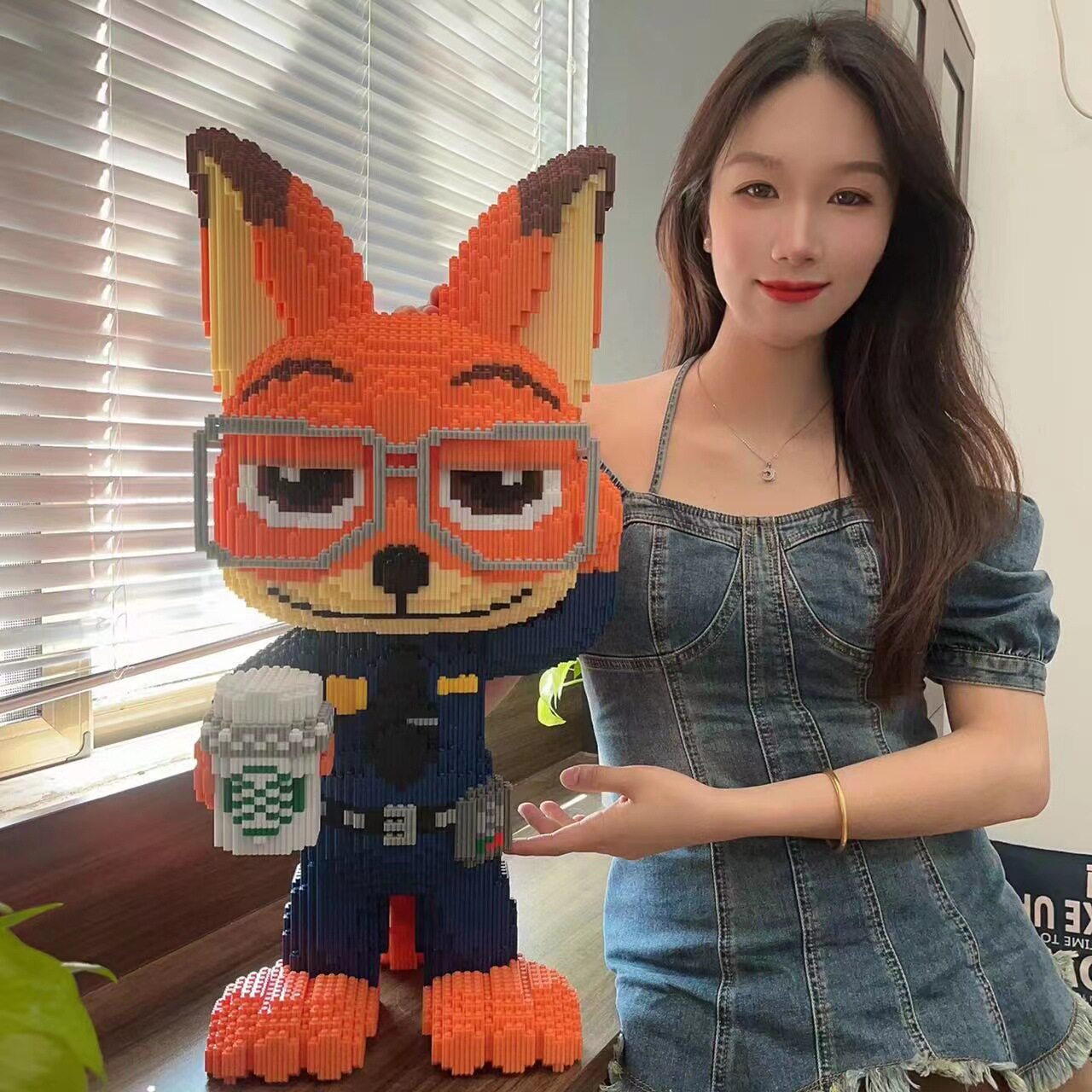 巨大65センチ警察ニック