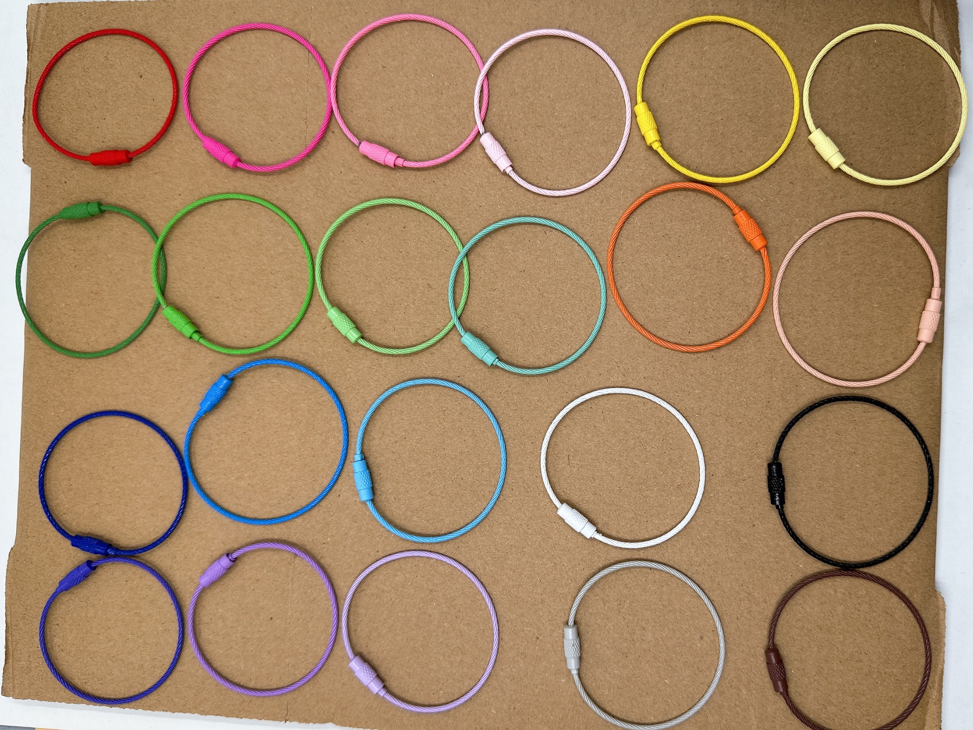 混合色(十数色がランダムに混合)