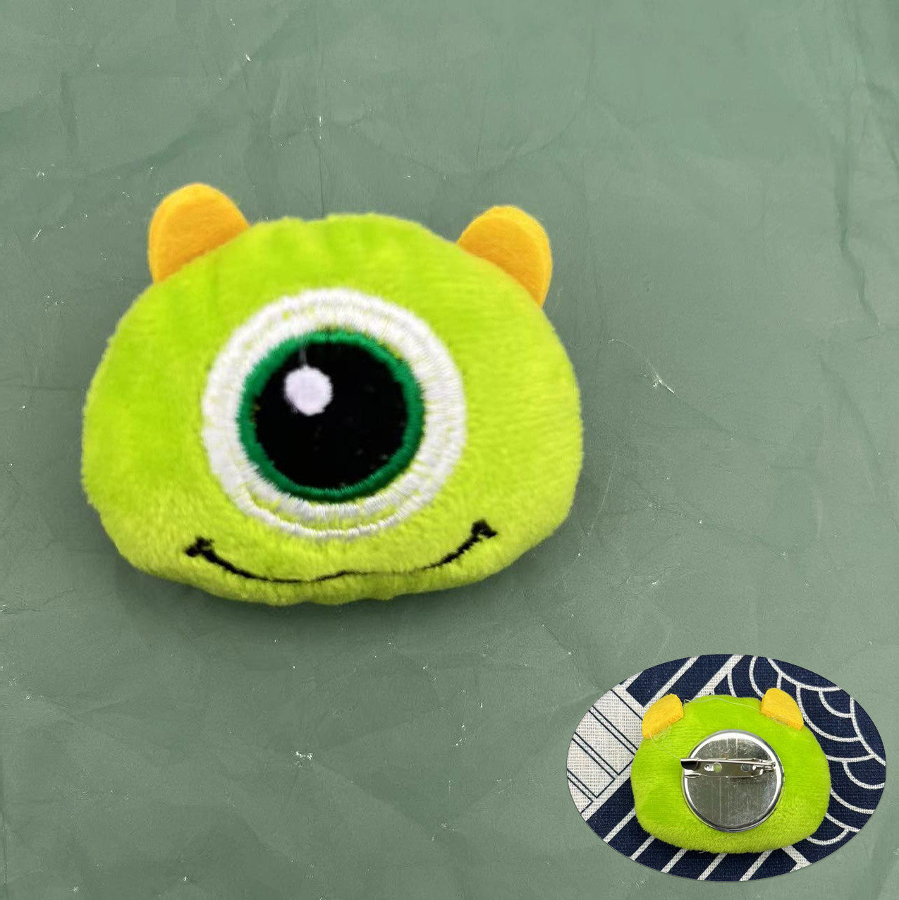 87*-隻眼の少年【ブローチ】