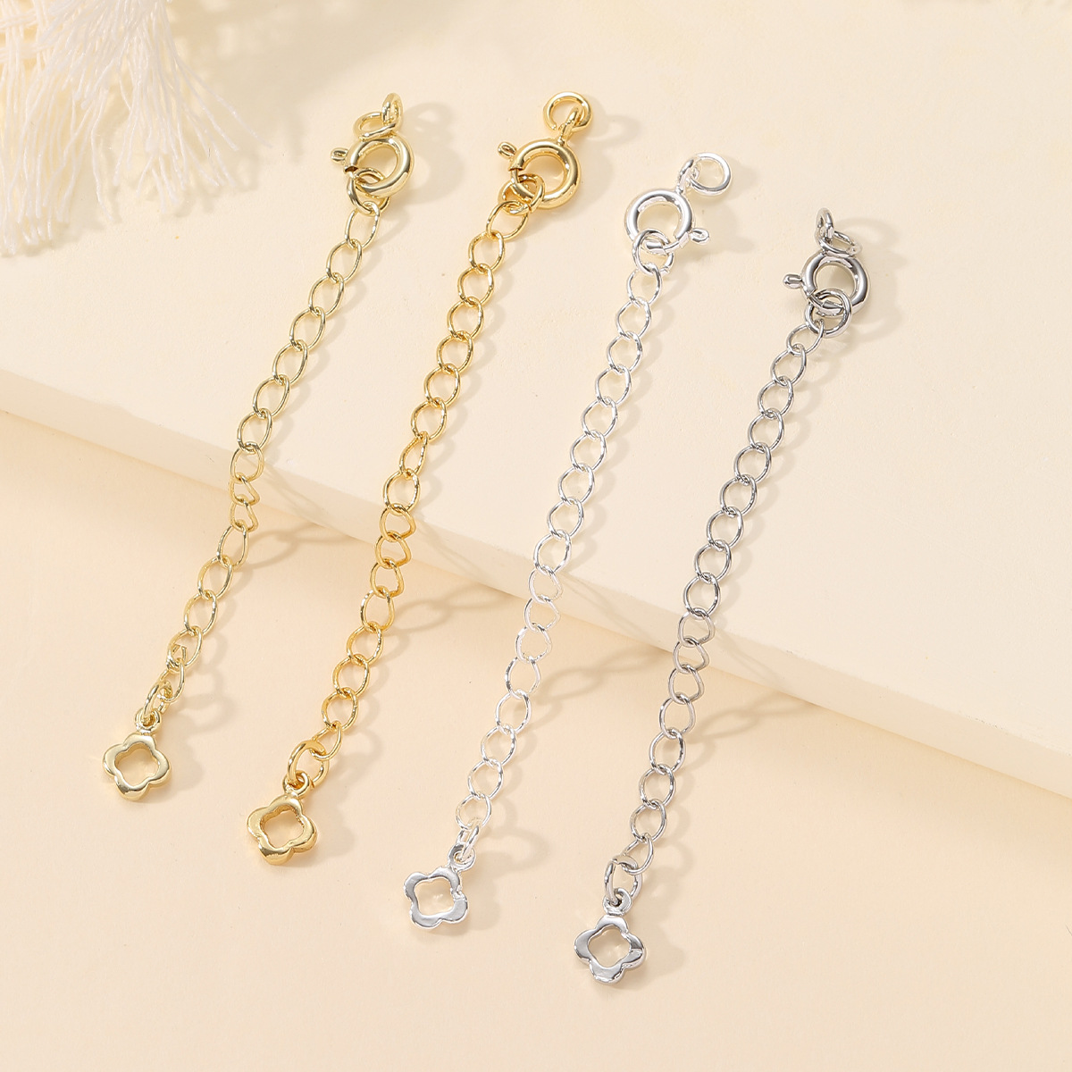 スプリングバックル四つ葉のクローバーテールチェーン