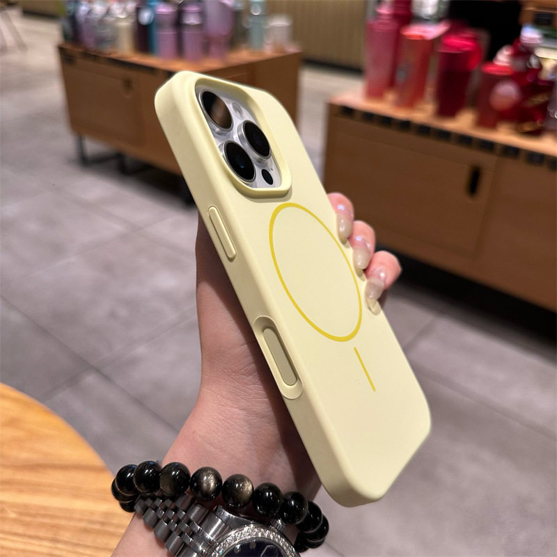 クリーミーイエロー