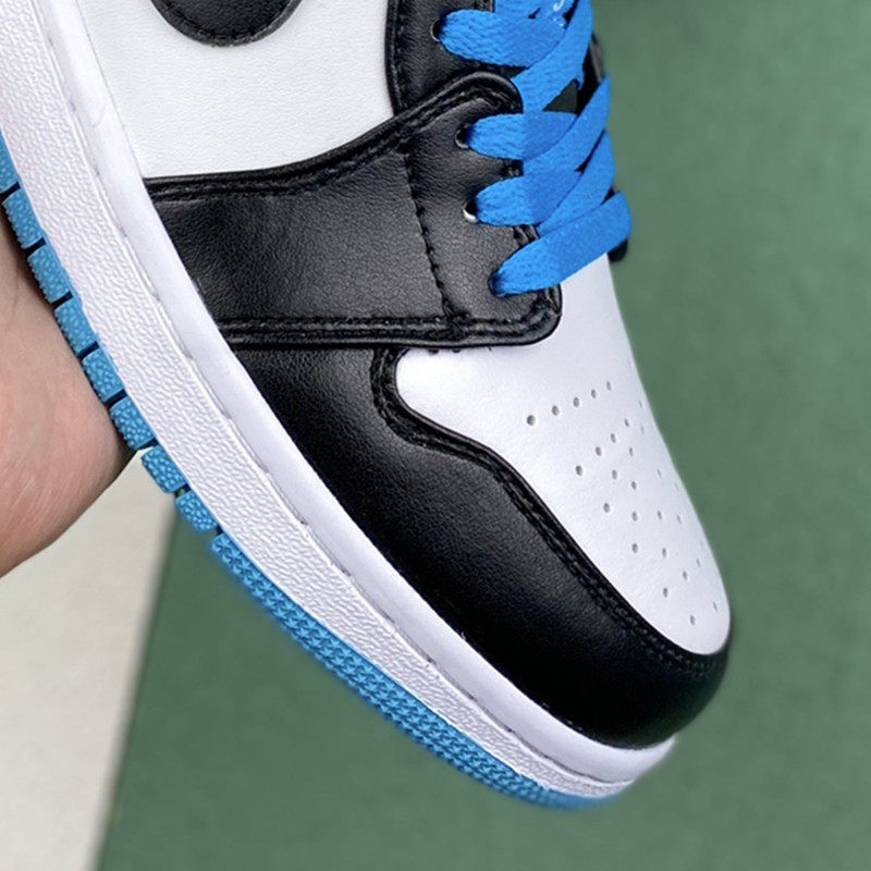 AJ1 ロートップ レーザーブルー