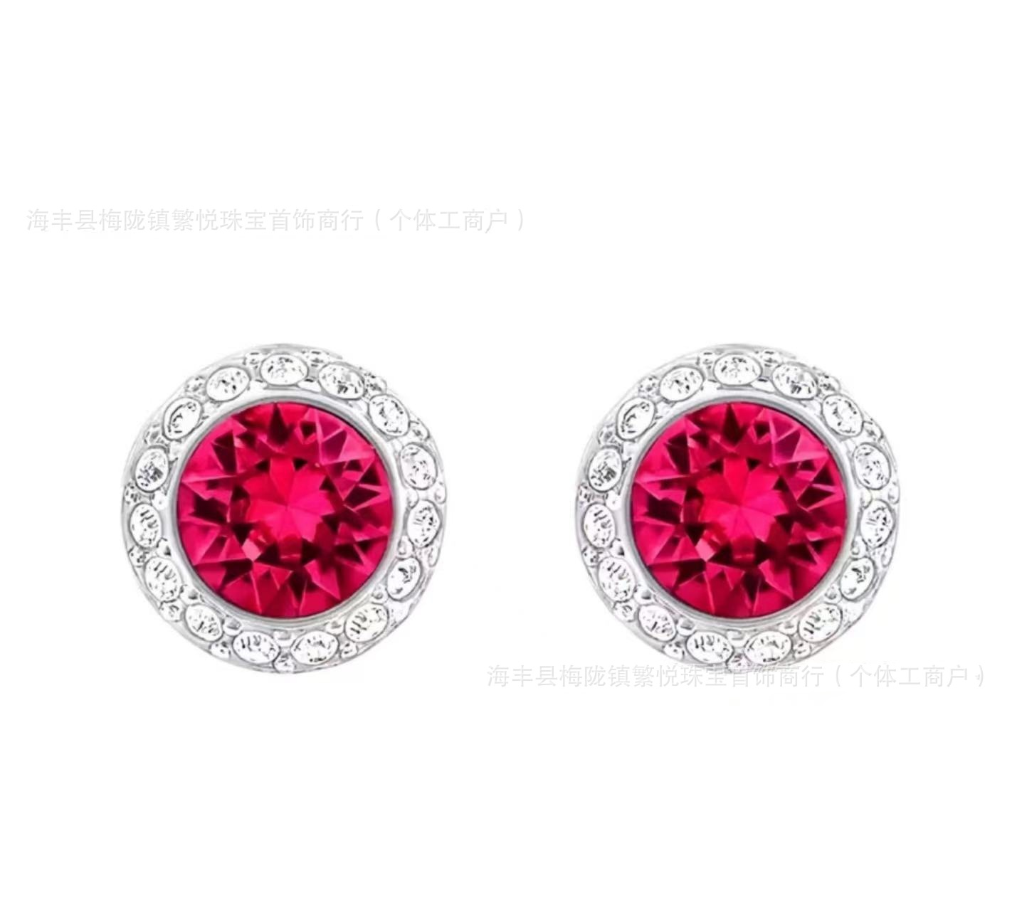 レッドクリスタルローマンスタッドピアス