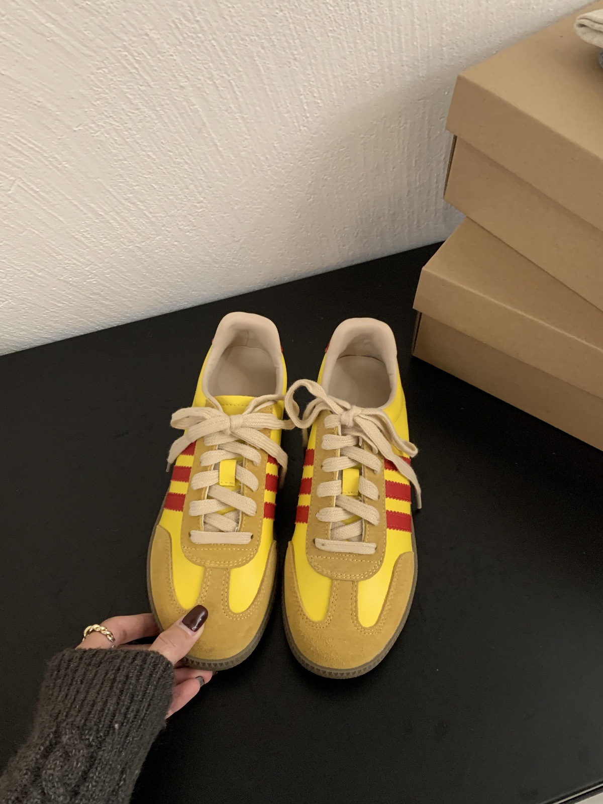 8833-1 コーンイエロー