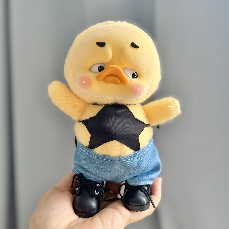 黒い星は2つのセットを誘惑します。