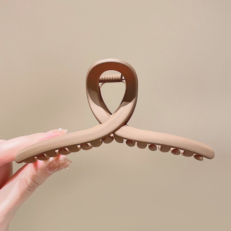 47 # 特大カレー色と字のクリップ約13cm