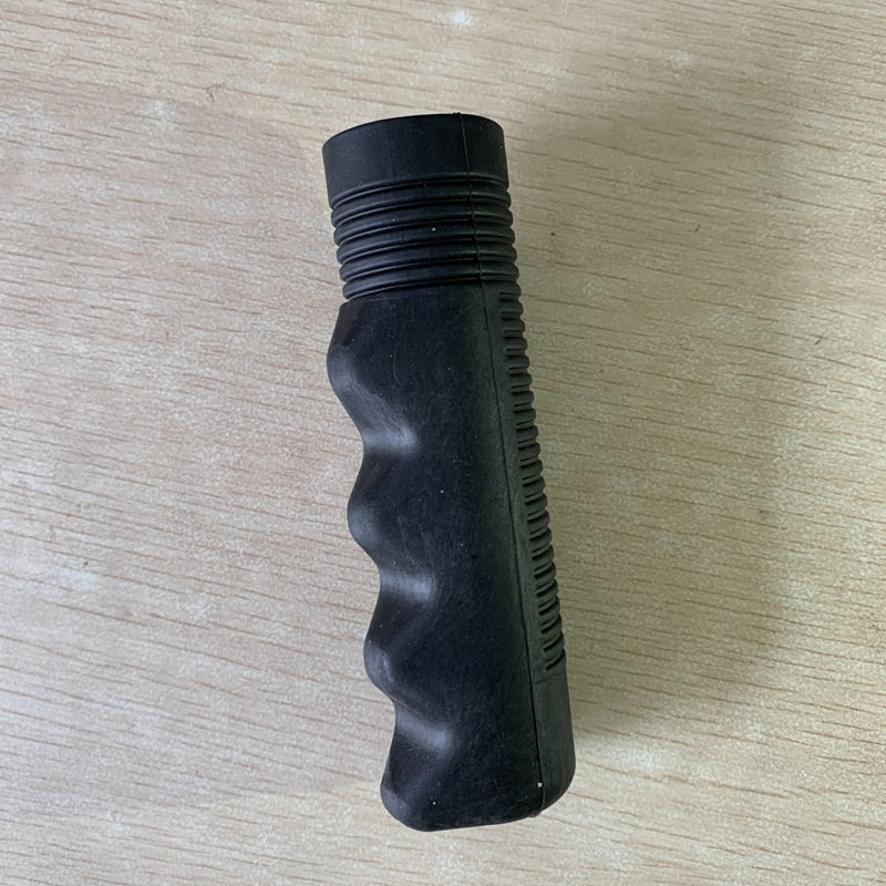 肉厚凹凸タイプ 内径26mm、長さ110mm