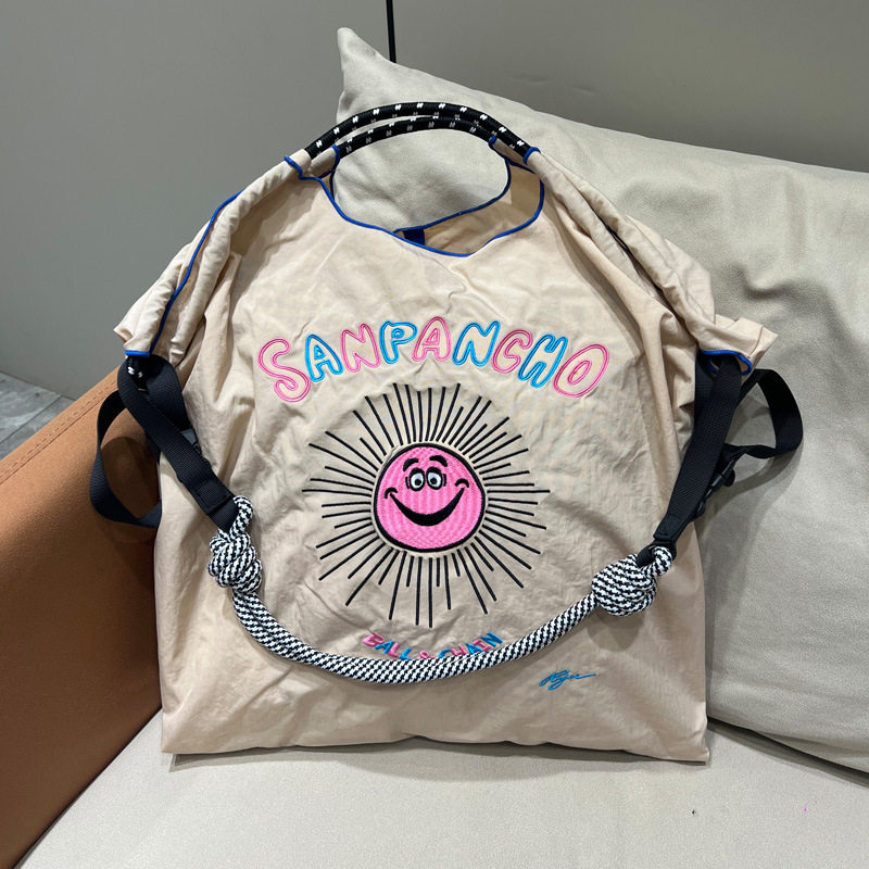 カーキ【スマイリングサン】