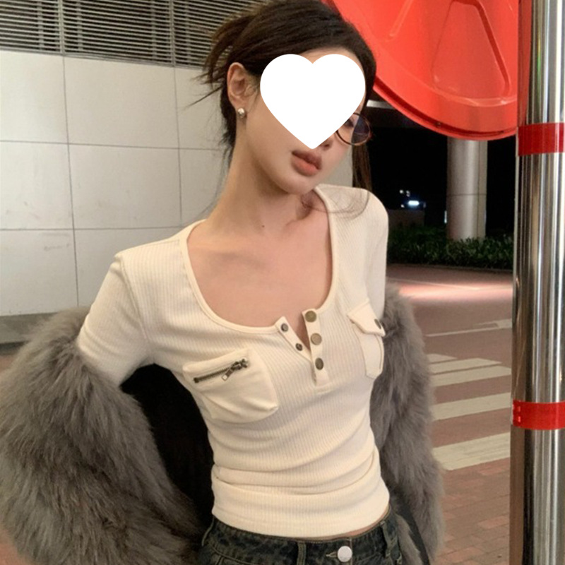 白い