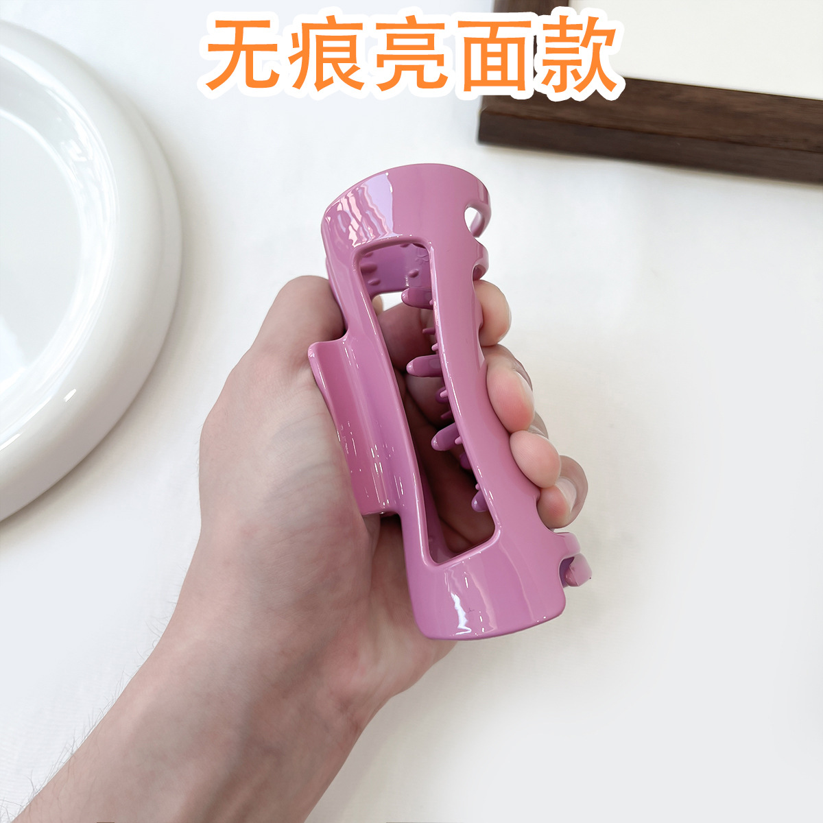 シームレスな光沢モデル - ピンクの曲線