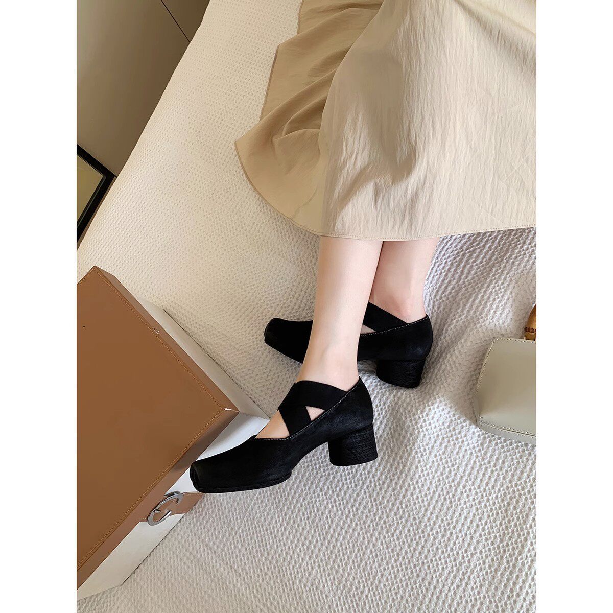 黒い研磨パイル (牛革の太さと4cm)