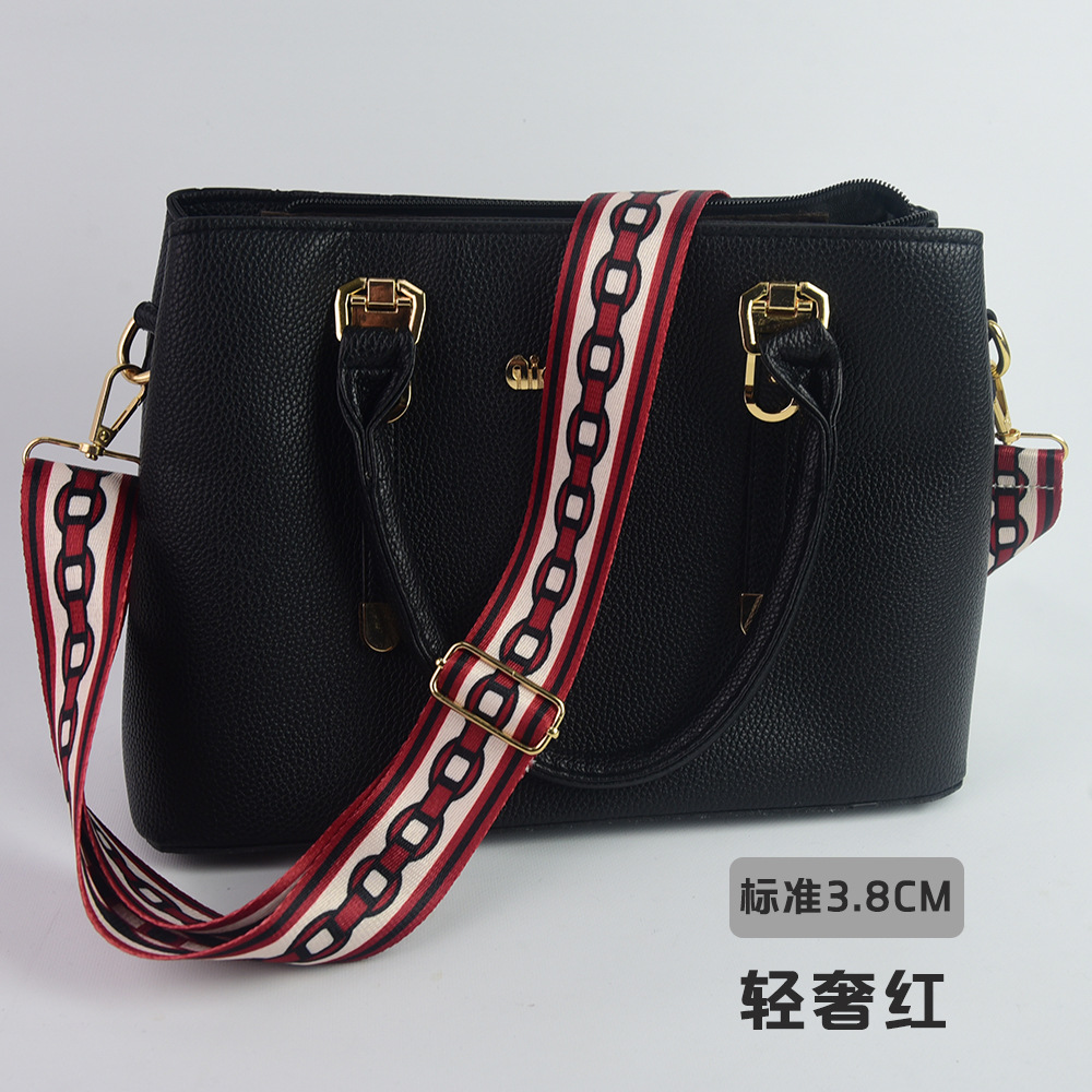 ライトラグジュアリーレッド（標準3.8CM）