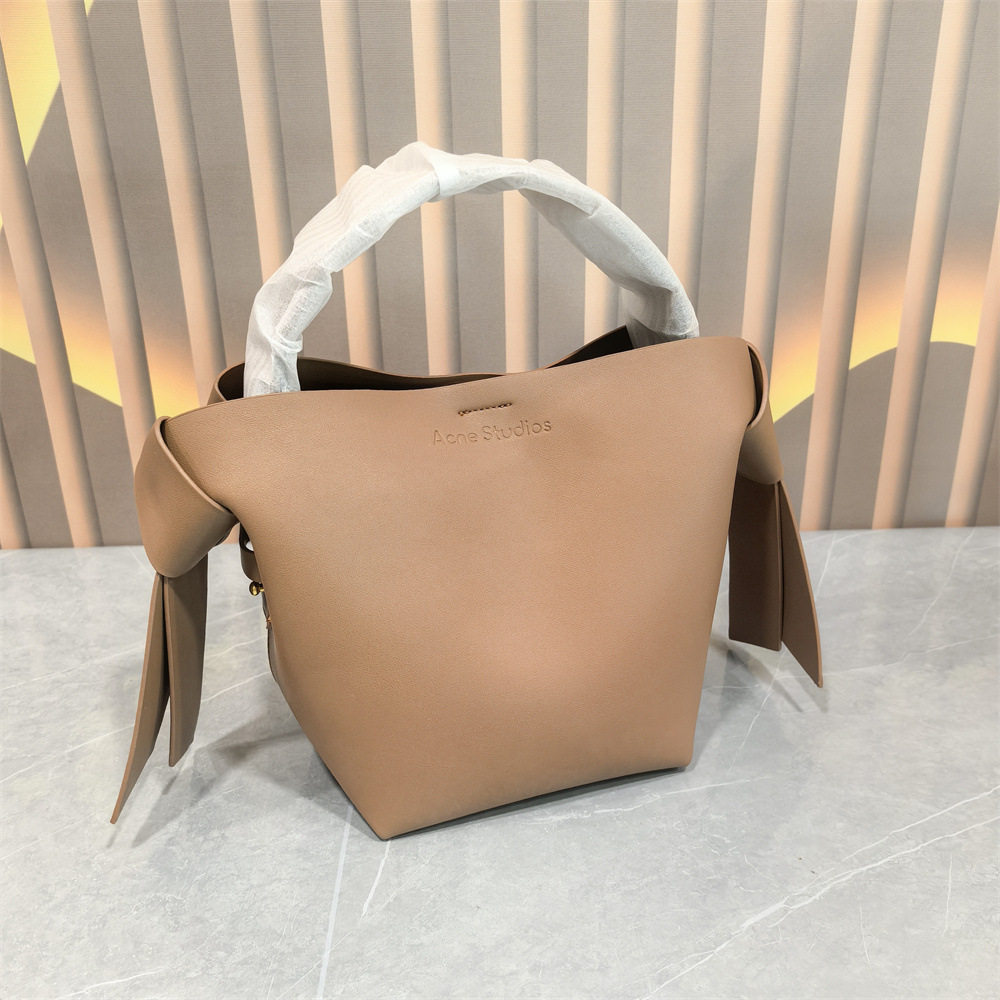 ブラウン(ロゴ入り)