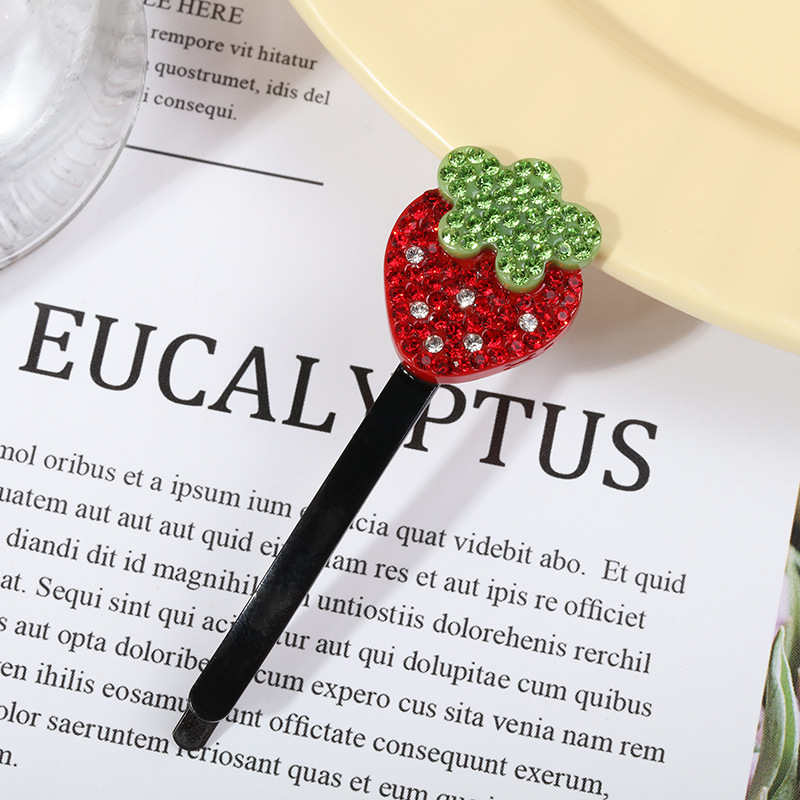 いちごヘアピン1 #