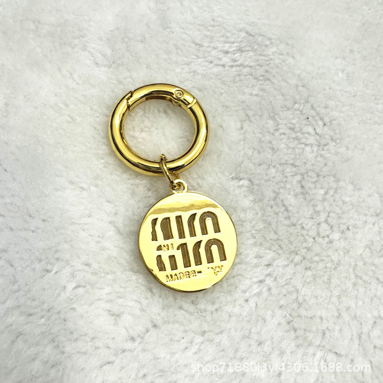 スモール MIU キーホルダー ゴールド 2.5