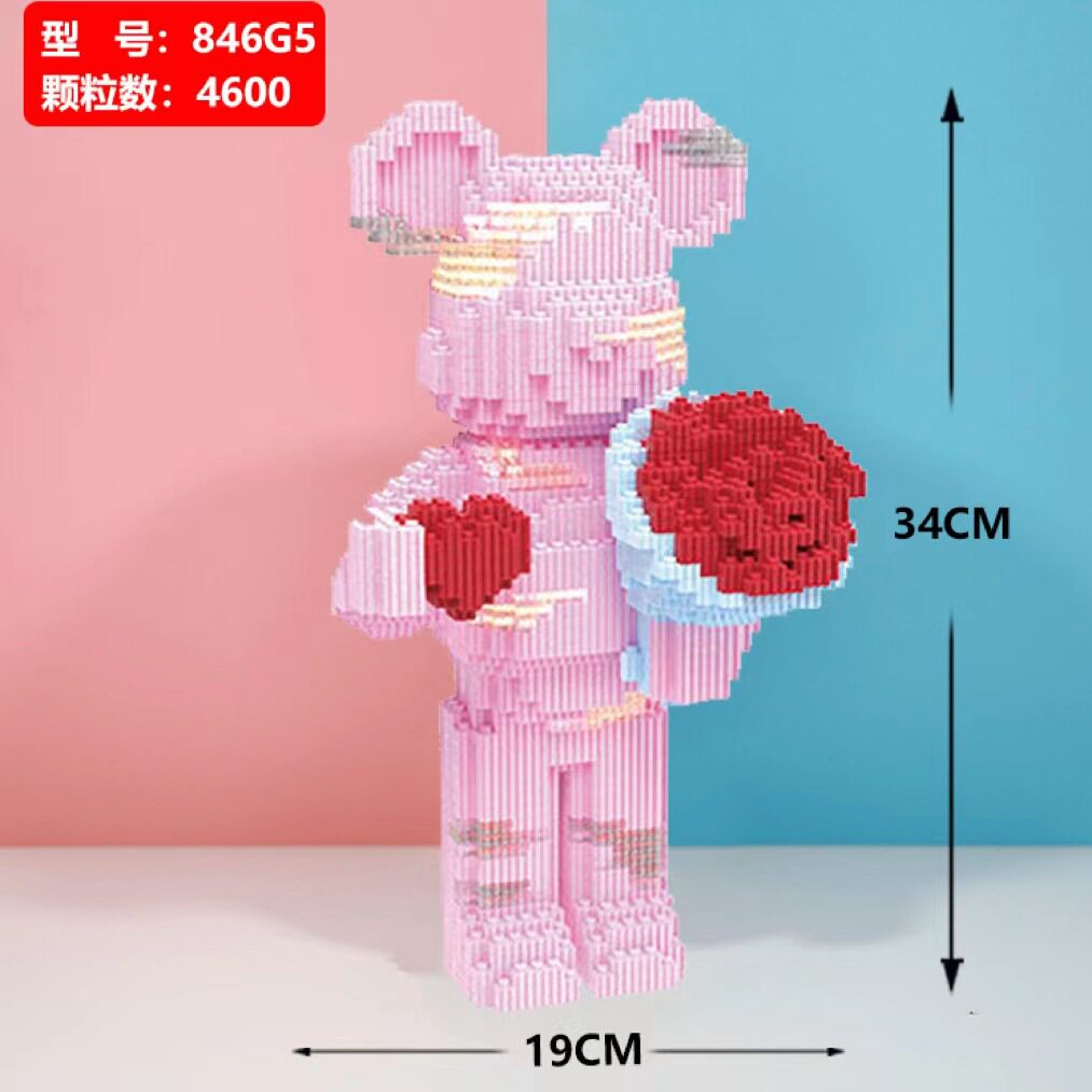 ピンクの花の暴力熊