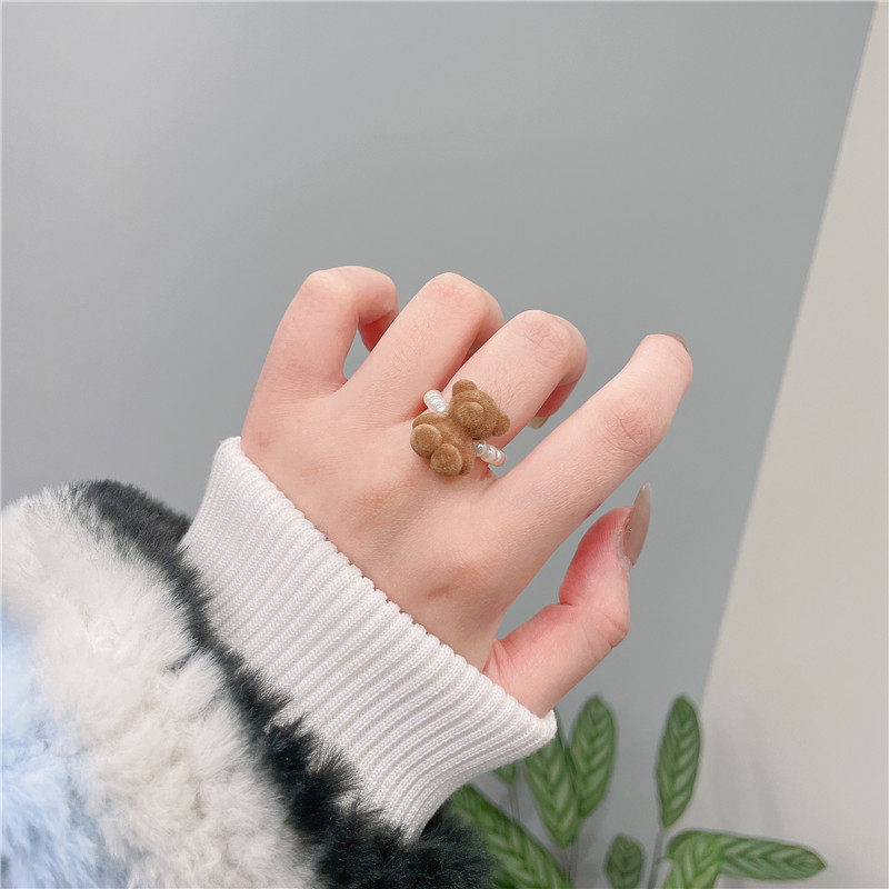 カレー色の植毛熊真珠の指輪