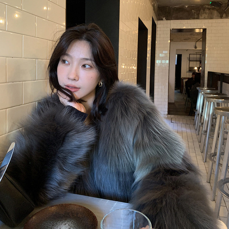 オーロラグレー