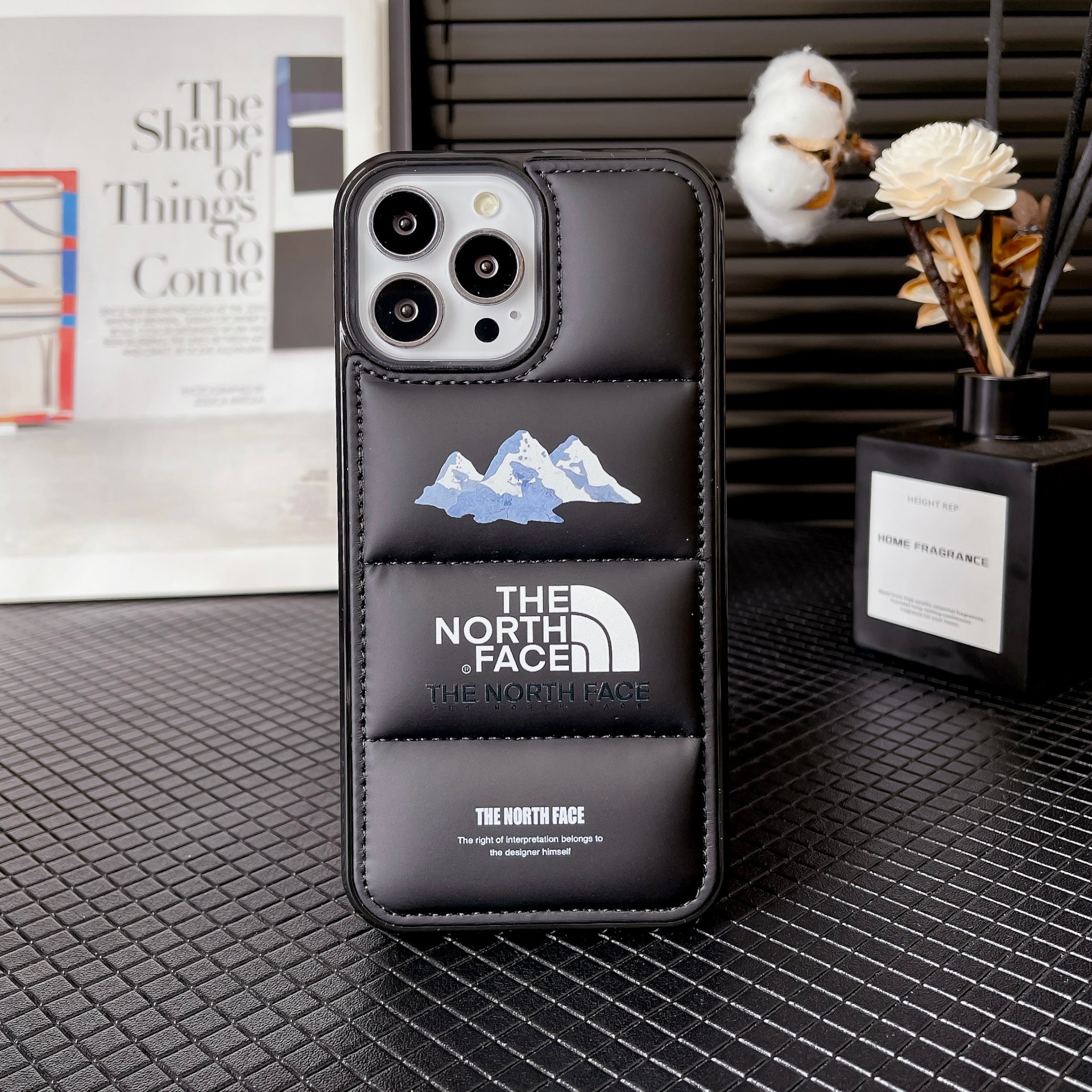 SJ大孔充綿ダウンジャケット-黒雪山裏面